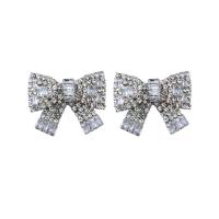 Rhinestone Ørering, med Zinc Alloy, Bowknot, Micro Pave cubic zirconia & for kvinde, flere farver til valg, 40x30mm, Solgt af par