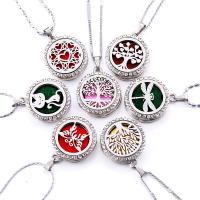 alliage de zinc Collier aromathérapie, Placage, pour femme & avec strass & creux, plus de couleurs à choisir, protéger l'environnement, sans nickel, plomb et cadmium, 22mm, Longueur Environ 24.6 pouce, Vendu par PC