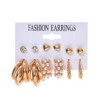 aleación de zinc Aretes, con Perlas plásticas, chapado en color dorado, Estilo coreano & para mujer & con diamantes de imitación, más colores para la opción, 17-28mm, 4-8mm, 5Setsset/Grupo, Vendido por Grupo