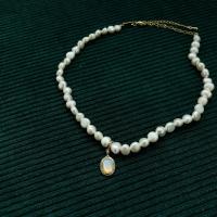 Freshwater Pearl Brass Chain Necklace, Pérolas de água doce, with Selenita & cobre, banhado a ouro genuino, Estilo coreano & para mulher, comprimento Aprox 16 inchaltura, vendido por PC