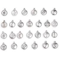 Pendentif alphabet en zinc, alliage de zinc, Plat rond, Plaqué de couleur d'argent, modèle mixte & DIY, protéger l'environnement, sans nickel, plomb et cadmium, 15x12mm, Vendu par sac