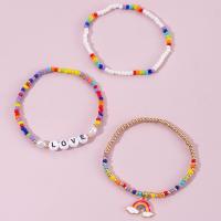 Seedbead Set de bracelet, avec résine & perle de plastique & alliage de zinc, Placage de couleur d'or, trois pièces & Style bohème & avec le motif de lettre & pour femme, protéger l'environnement, sans nickel, plomb et cadmium, 55mm, Vendu par fixé