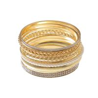 Zinklegering bangles, Zinc Alloy, met Hars & Plastic Pearl, gold plated, multilayer & voor vrouw & met strass, meer kleuren voor de keuze, 68mm, Verkocht door Stel