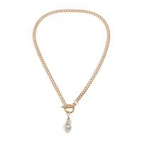 Kunststof parel ketting, Zinc Alloy, met Plastic Pearl, Onregelmatige, gold plated, mode sieraden & voor vrouw, 30x16mm, Lengte Ca 19.3 inch, Verkocht door PC