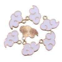 Zinc Alloy émail Pendants, alliage de zinc, Nuage, plaqué de couleur d'or KC, unisexe, blanc, protéger l'environnement, sans nickel, plomb et cadmium, 15x19x2mm, Environ 100PC/sac, Vendu par sac