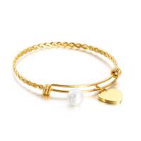 acero inoxidable 304 Brazalete, con Shell Pearl, Corazón, acumular chapado, Ajustable & para mujer, dorado, 15x14mm,10mm, diámetro interior:aproximado 60mm, Vendido por UD