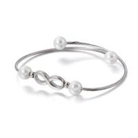 304 rustfrit stål Cuff Bangle, med Shell Pearl, Infinity, rack plating, Justerbar & forskellige stilarter for valg & for kvinde, flere farver til valg, 20x8mm,8mm, Indvendig diameter:Ca. 66mm, Solgt af PC