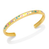 laiton bracelet manchette, étoile, Plaqué or 18K, pour femme & émail, plus de couleurs à choisir, protéger l'environnement, sans nickel, plomb et cadmium, 62x6mm, Vendu par PC