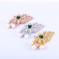 Kubik Zirkonium mikro bana Mässing Kontaktdon, med Plast Pearl, Blomma, plated, DIY & micro bana cubic zirconia, fler färger för val, nickel, bly och kadmium gratis, 80x37mm, Säljs av PC