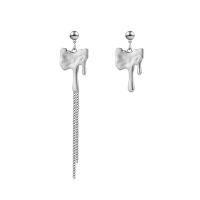 Pendientes asimétricos, aleación de zinc, chapado en color de platina, Joyería & para mujer, color de platina, libre de níquel, plomo & cadmio, 7.2cm,3.7cm, Vendido por Par