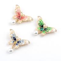 Plastic perle broche, Zinc Alloy, med Plastic Pearl, Butterfly, guldfarve belagt, for kvinde & emalje & med rhinestone, flere farver til valg, 50x25mm, Solgt af PC