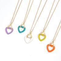 Collar de Latón, metal, Corazón, chapado en color dorado, para mujer & esmalte, más colores para la opción, 15x22mm, longitud aproximado 17.7 Inch, Vendido por UD