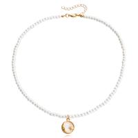 Collar de perlas de plástico, aleación de zinc, con Perlas de plástico ABS & resina, con 5cm extender cadena, chapado en color dorado, Joyería & para mujer, dos diferentes colores, 20mm, Vendido para 42 cm Sarta