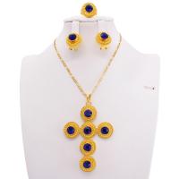 Set gioielli in lega di zinco, Orecchino a bottone & anello dito & Collana, lega in zinco, 24k oro placcato, tre pezzi & regalo di nozze & per la donna & con strass, blu, assenza di nichel,piombo&cadmio, 3PC/set, Venduto da set