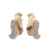 Boucle d'oreille strass, alliage de zinc, Placage de couleur d'or, bijoux de mode & pour femme & avec strass, doré, protéger l'environnement, sans nickel, plomb et cadmium, 18x40mm, Vendu par paire