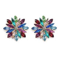 Boucle d'oreille strass, alliage de zinc, fleur, Placage de couleur d'or, bijoux de mode & pour femme & avec strass, plus de couleurs à choisir, protéger l'environnement, sans nickel, plomb et cadmium, 27x27mm, Vendu par paire