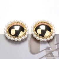 Strass Earring, Zinc Alloy, met Plastic Pearl, Koepel, gold plated, mode sieraden & voor vrouw & met strass, gouden, nikkel, lood en cadmium vrij, 43x43mm, Verkocht door pair