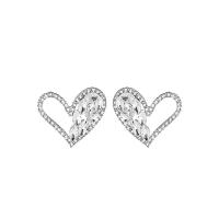 Boucle d'oreille strass, alliage de zinc, coeur, Placage de couleur argentée, bijoux de mode & pour femme & avec strass, protéger l'environnement, sans nickel, plomb et cadmium, 30x34mm, Vendu par paire