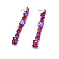 Boucle d'oreille strass, alliage de zinc, Placage, bijoux de mode & pour femme & avec strass, plus de couleurs à choisir, protéger l'environnement, sans nickel, plomb et cadmium, 14x83mm, Vendu par paire