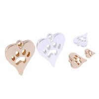 Pendentifs coeur en alliage de zinc, Placage, unisexe & styles différents pour le choix & creux, plus de couleurs à choisir, protéger l'environnement, sans nickel, plomb et cadmium, Environ 50PC/sac, Vendu par sac