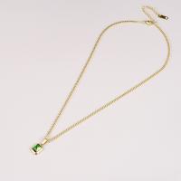 Roestvrij staal halskettingen, 316L roestvrij staal, met Emerald, met 6cm extender keten, mode sieraden & voor vrouw, gouden, 11x9mm, Lengte Ca 40 cm, Verkocht door PC