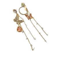 Pendientes de Gota en Latón, metal, Mariposa, chapado en color dorado, Joyería & para mujer & con diamantes de imitación, más colores para la opción, libre de níquel, plomo & cadmio, 26.40x123mm, Vendido por Par