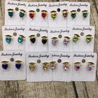 Pendientes de Cristal, aleación de zinc, con Cristal, doctorial ha, chapado en color dorado, para mujer & facetas, más colores para la opción, libre de níquel, plomo & cadmio, 13x15mm, Vendido por Par