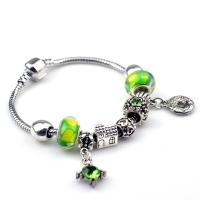 European armband, Zinc Alloy, met Lampwork & Ijzer, silver plated, verschillende lengte voor keuze & uniseks & met strass, groen, nikkel, lood en cadmium vrij, Verkocht door PC