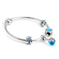 Pulseras Estilo Europeo, aleación de zinc, con Cristal, chapado en color de plata, Diferente diámetro interior para la elección & unisexo & facetas & con diamantes de imitación, azul marino, libre de níquel, plomo & cadmio, Vendido por UD