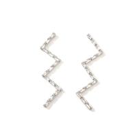 Boucle d'oreille strass, alliage de zinc, Placage de couleur platine, pour femme & avec strass, 17x65mm, Vendu par paire