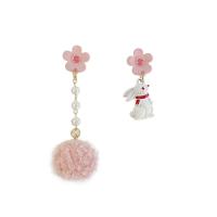 Boucles d'oreilles asymétriques, alliage de zinc, avec Peluche, vernis au four, bijoux de mode & pour femme & émail, plus de couleurs à choisir, Vendu par paire