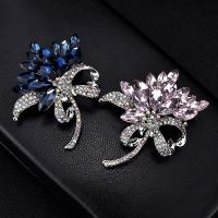 Crystal Brooch Zinc Alloy with Crystal fashion jewelry & for woman & with rhinestone nickel lead & cadmium free Sold By PC