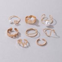 Juego de anillos de aleación de zinc, con Perlas plásticas, chapado en color dorado, 8 piezas & Joyería & para mujer, libre de níquel, plomo & cadmio, Vendido por Set