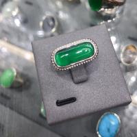 Titantium Cruach Finger Ring, Cruach Tíotáiniam, le Gemstone, plátáilte, unisex & méid éagsúla do rogha, dathanna níos mó le haghaidh rogha, Díolta De réir PC