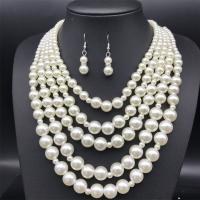 Set di gioielli , orecchino & Collana, perla in plastica, with lega in zinco, with 7cm extender chain, 2 pezzi & gioielli di moda & multistrato & per la donna, bianco, Lunghezza Appross. 50-67 cm, Venduto da set