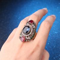 Resin ringen, Zinc Alloy, met Hars, Geometrisch Patroon, antiek goud plated, verschillende grootte voor keus & voor vrouw & met strass, 42mm, Maat:7-10, Verkocht door PC