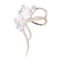 Cubic Zirconia Broche, Messing, med Shell & Plastic Pearl, guldfarve belagt, Micro Pave cubic zirconia & for kvinde, flere farver til valg, nikkel, bly & cadmium fri, 45x66mm, Solgt af PC