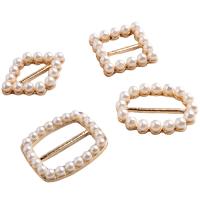 Zinc Alloy Jewelry Clasp gold color plated & with plastic pearl gold Sold By Lot