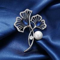 Strass Broche, Zinc Alloy, met Plastic Pearl, Ginkgo Leaf, mode sieraden & voor vrouw & met strass, nikkel, lood en cadmium vrij, 44x59mm, Verkocht door PC