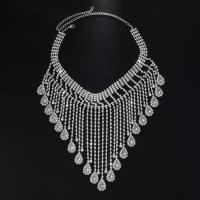 Collier de bijoux en alliage de zinc, strass, avec alliage de zinc, larme, Placage, bijoux de mode & pour femme, plus de couleurs à choisir, Longueur Environ 13.4-20 pouce, Vendu par PC