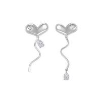 Pendientes asimétricos, metal, Corazón, chapado en color de plata, Joyería & para mujer & con diamantes de imitación, plateado, libre de níquel, plomo & cadmio, 53x15mm,45x15mm, Vendido por Par