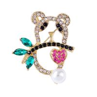 Rhinestone Brooch Zinc Alloy with Plastic Pearl Panda fashion jewelry & Unisex & with rhinestone nickel lead & cadmium free Sold By PC