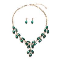 Parures de bijoux en cristal, Boucle d’oreille stud & collier, alliage de zinc, avec cristal, avec 2.76inch chaînes de rallonge, 2 pièces & bijoux de mode & pour femme, plus de couleurs à choisir, protéger l'environnement, sans nickel, plomb et cadmium, 70mm, Longueur Environ 19.69 pouce, Vendu par fixé