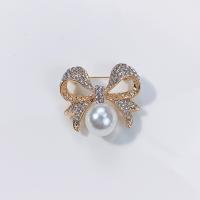 Kunststof Pearl Brooch, Zinc Alloy, met Plastic Pearl, Strik, plated, voor vrouw & met strass & hol, meer kleuren voor de keuze, 26-45mm, Verkocht door PC