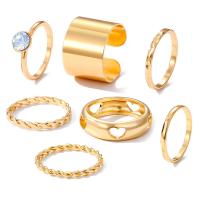 Zinklegering Ring Set, Zinc Alloy, gold plated, 7 stuks & mode sieraden & voor vrouw & met strass, gouden, Verkocht door Stel