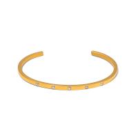 Rustfrit stål Bangle, Letter C, mode smykker & Micro Pave cubic zirconia & for kvinde, gylden, nikkel, bly & cadmium fri, 62.40x47.30mm, Solgt af PC