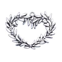 Pendentifs coeur en alliage de zinc, Plaqué de couleur d'argent, Vintage & DIY & creux, protéger l'environnement, sans nickel, plomb et cadmium, 33x43mm, Vendu par PC