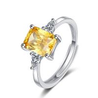 Cubic Zircon Brass δάχτυλο του δακτυλίου, Ορείχαλκος, με Cubic Zirconia, Ορθογώνιο παραλληλόγραμμο, χρώμα επιπλατινωμένα, Ρυθμιζόμενο & για τη γυναίκα, κίτρινος, νικέλιο, μόλυβδο και κάδμιο ελεύθεροι, 8mm, Εσωτερική διάμετρος:Περίπου 16mm, Sold Με PC