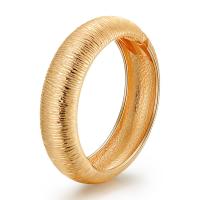 Zinklegering bangles, Zinc Alloy, Donut, gold plated, voor vrouw, gouden, nikkel, lood en cadmium vrij, 19x60mm, Verkocht door PC