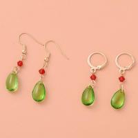 Boucles d'oreilles cristal, avec alliage de zinc, poli, bijoux de mode & styles différents pour le choix & pour femme, Environ 10pairescouple/lot, Vendu par lot